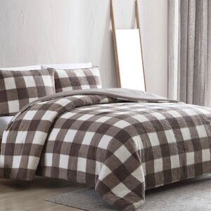 Birch Trail Bedding Co. 3 pc. Queen/Full Reversible Comforter Set